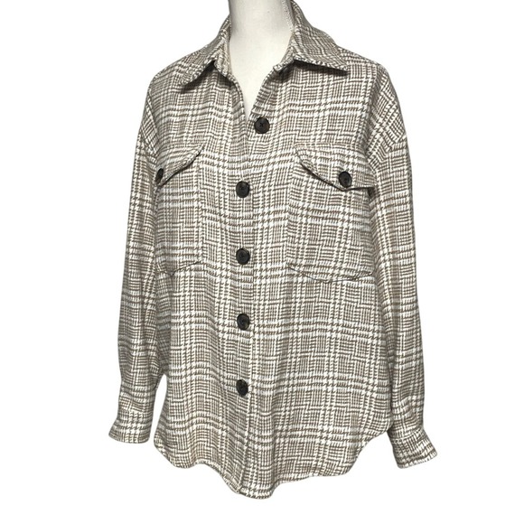 LA MIEL Jackets & Blazers - LA MIEL Gray Tan Plaid Shirt Jacket Women's Small